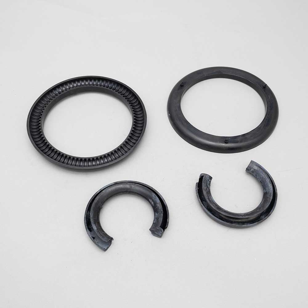 84-87 Rear Spring Pad Set (4)