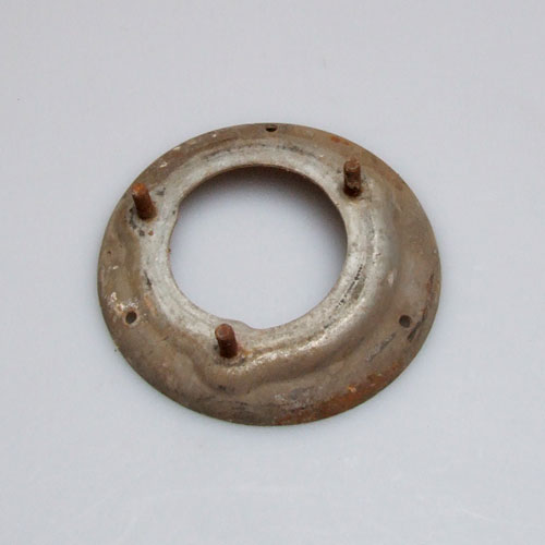 1988 Used Rear Upper Spring Hat