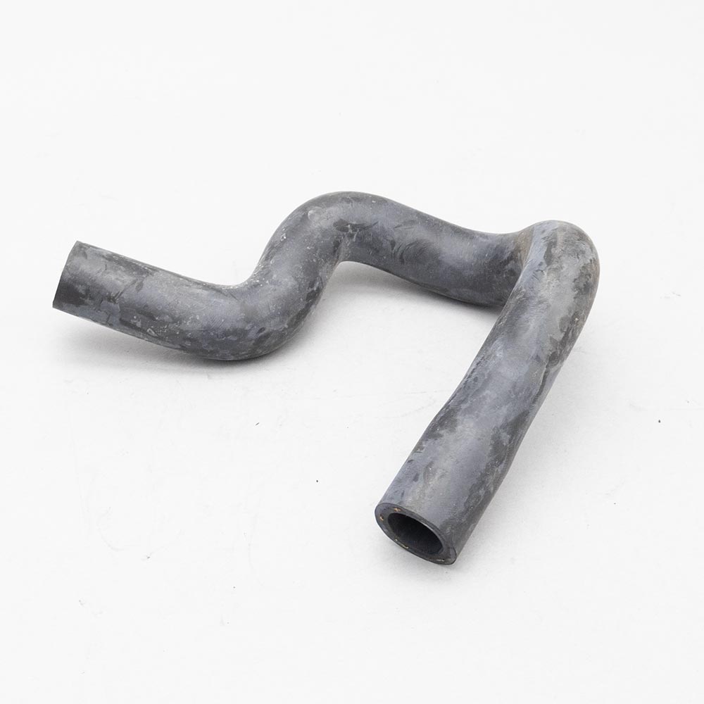 85-86 V6 Heater Hose (w/ A/C pipe to pipe)