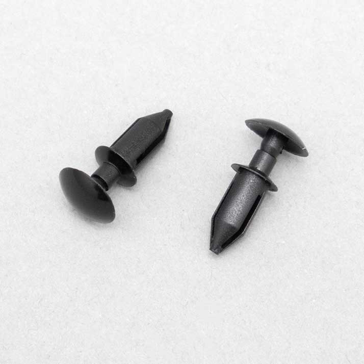 84-88 Rear Quarter Molding Clips (2 clips)