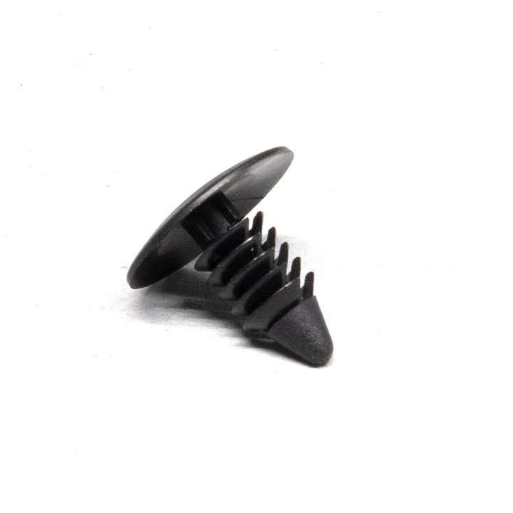 85-88 Windshield Pillar Wire Retainer